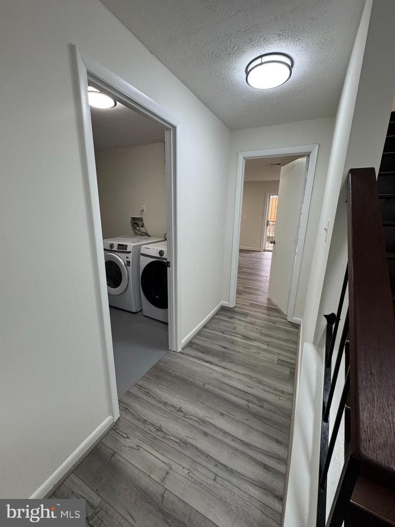 1126 Barnaby Terrace SE photo 57