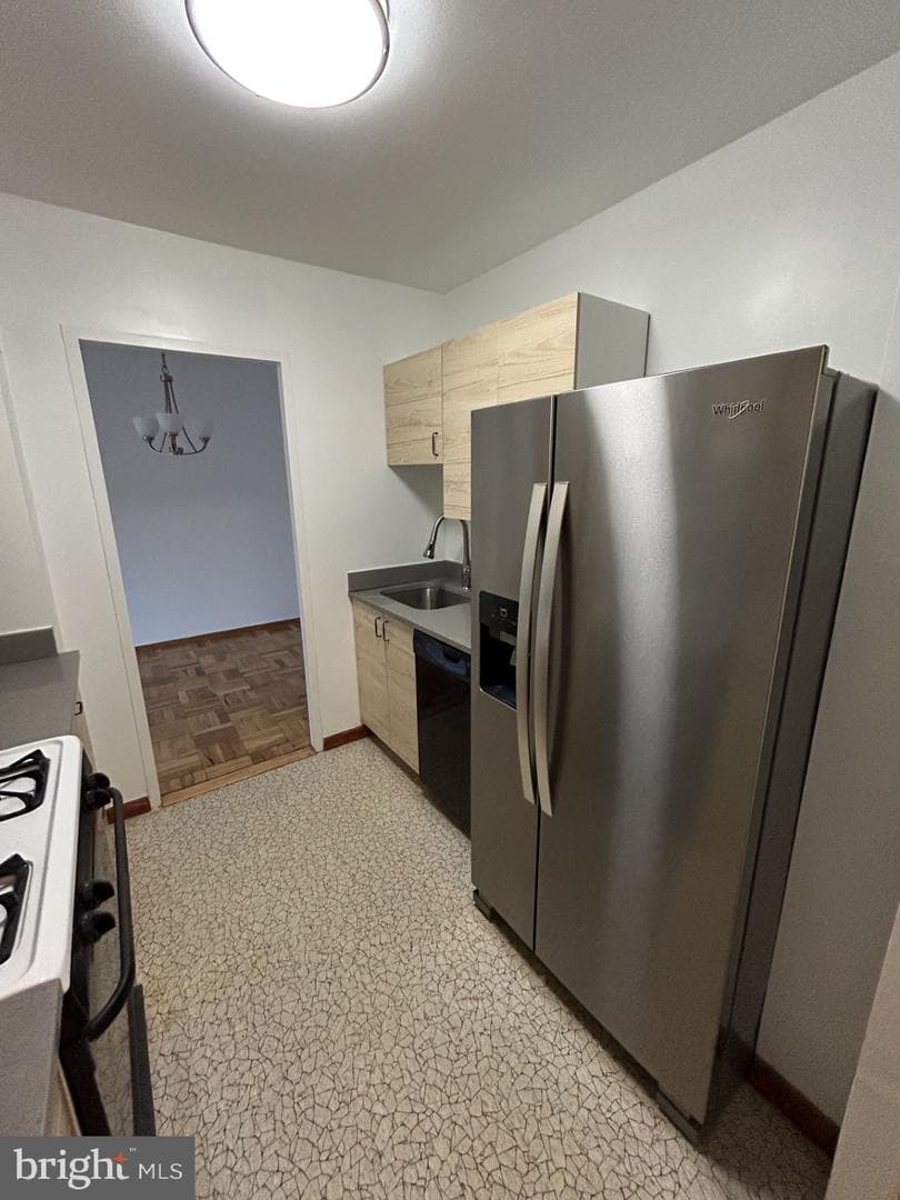 4000 Tunlaw Road NW #223 photo 5