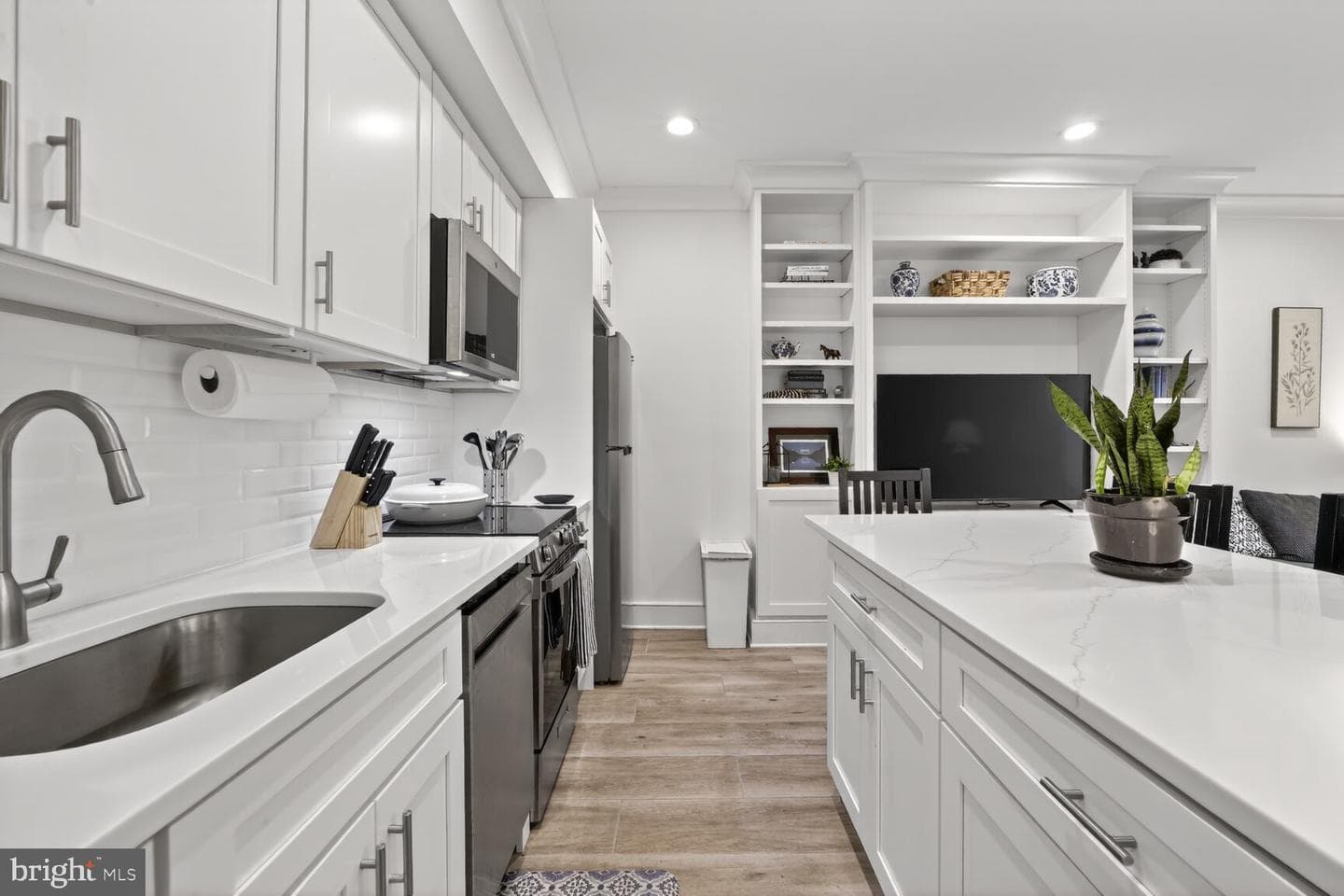 1232 I Street NE #1 photo 15