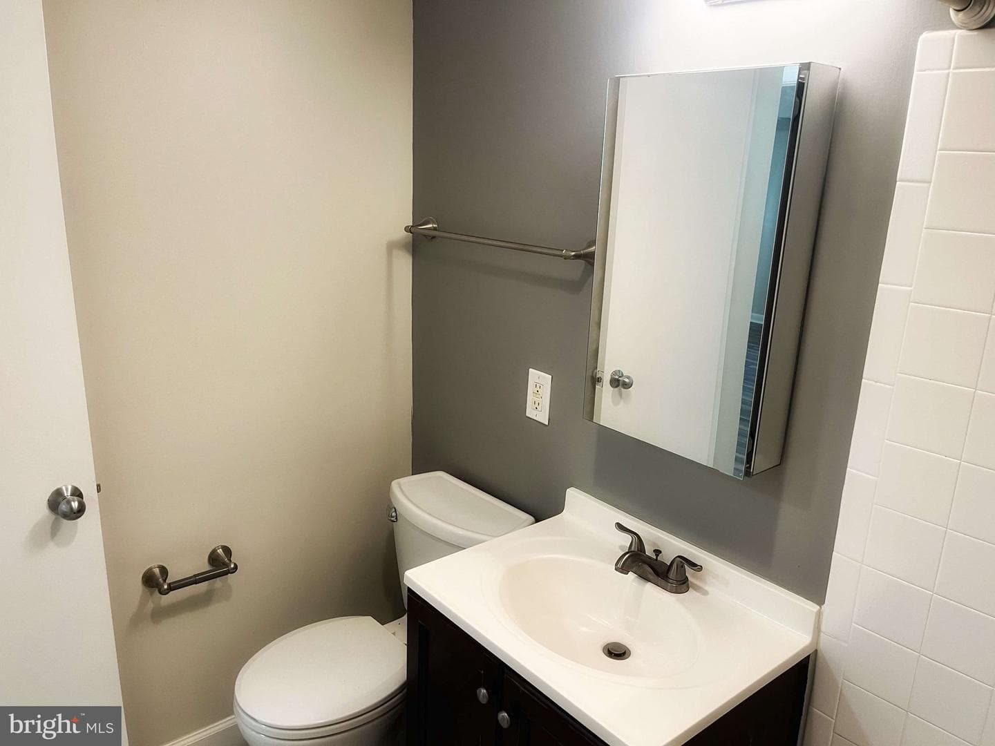 2656 Bowen Road SE #402 photo 17