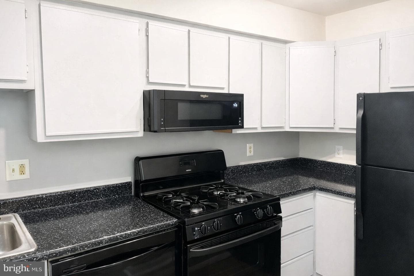 2656 Bowen Road SE #402 photo 3
