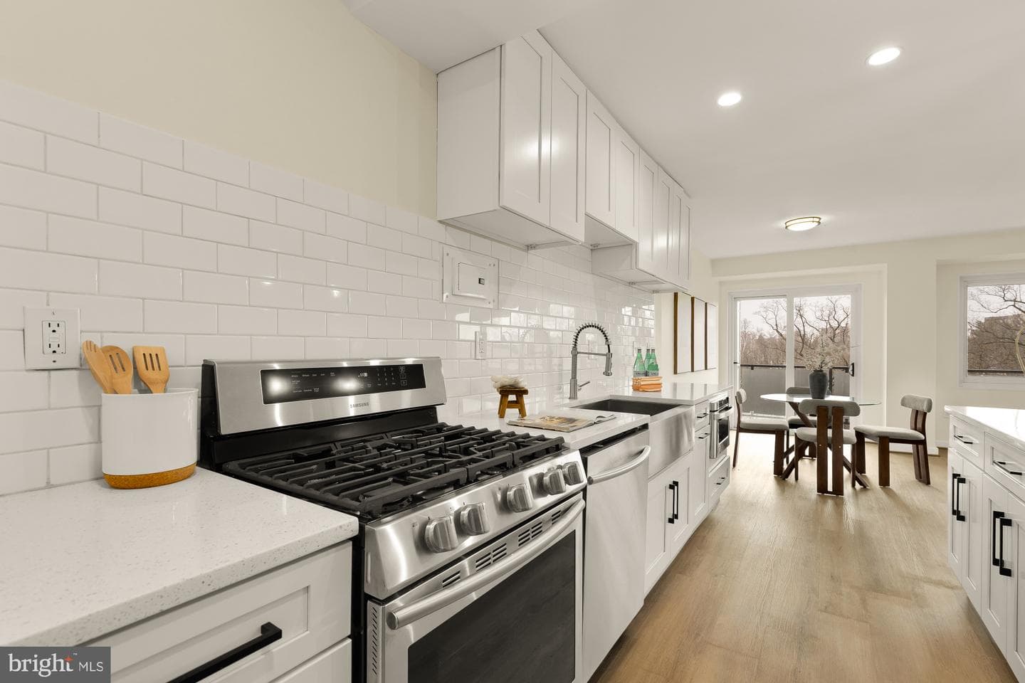 4201 Cathedral Avenue NW #1009e photo 26