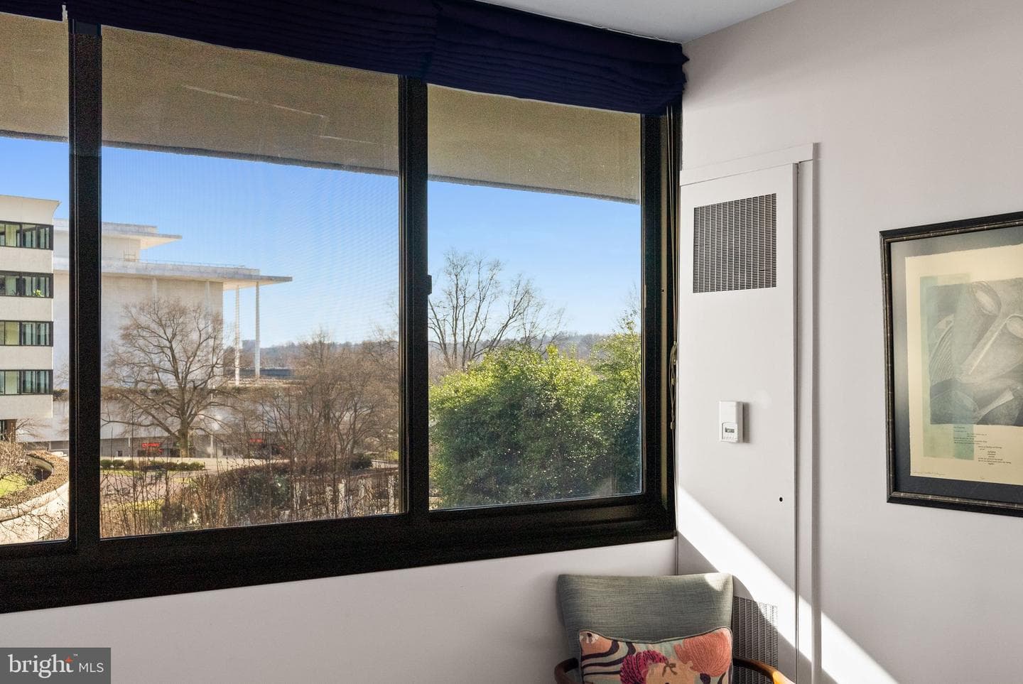 700 New Hampshire Avenue NW #421 photo 33