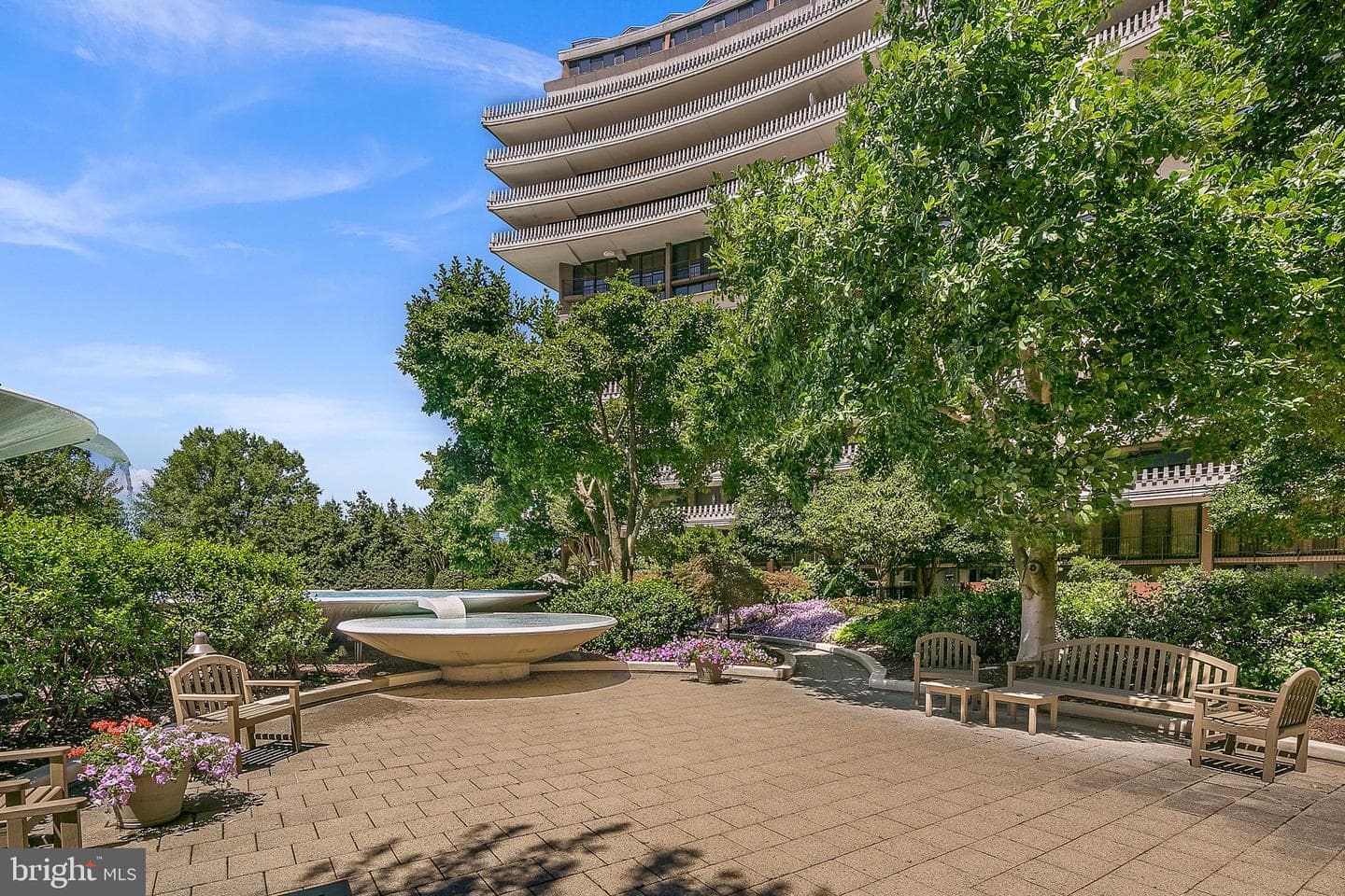 700 New Hampshire Avenue NW #421 photo 63