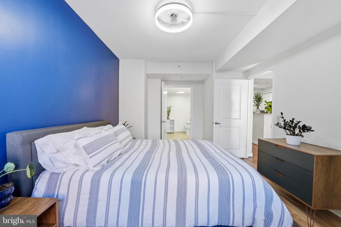555 Massachusetts Avenue NW #311 photo 11