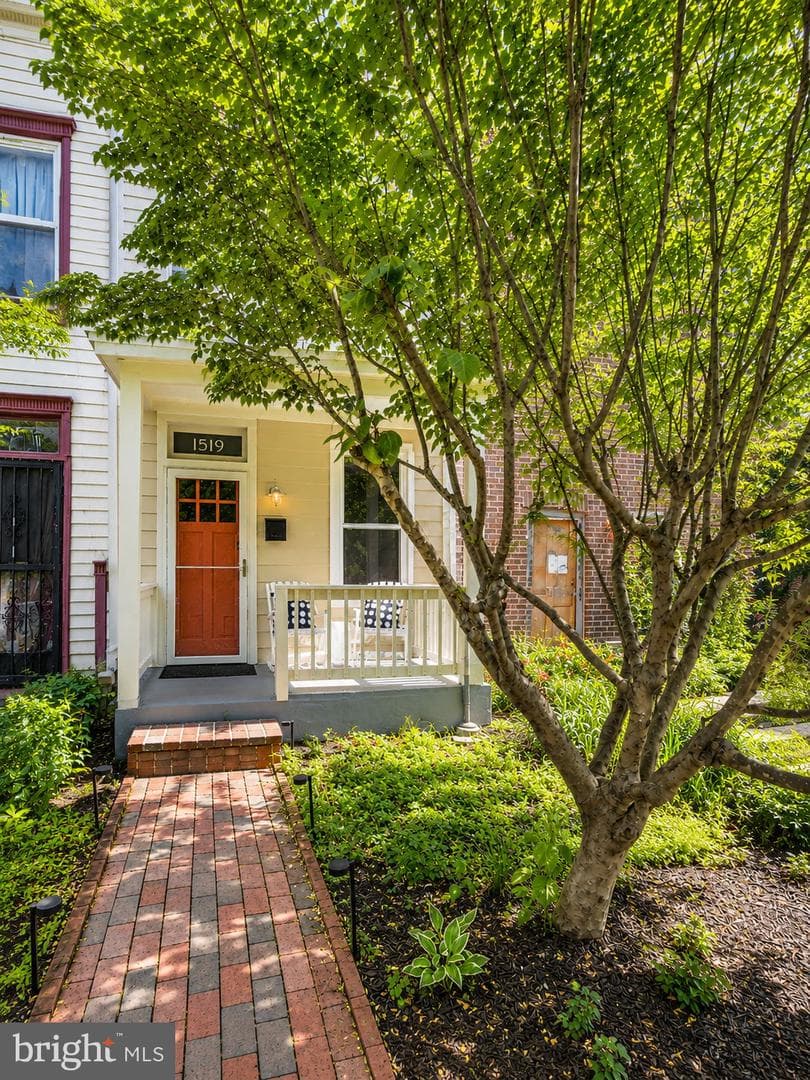 1519 North Carolina Avenue NE photo 24