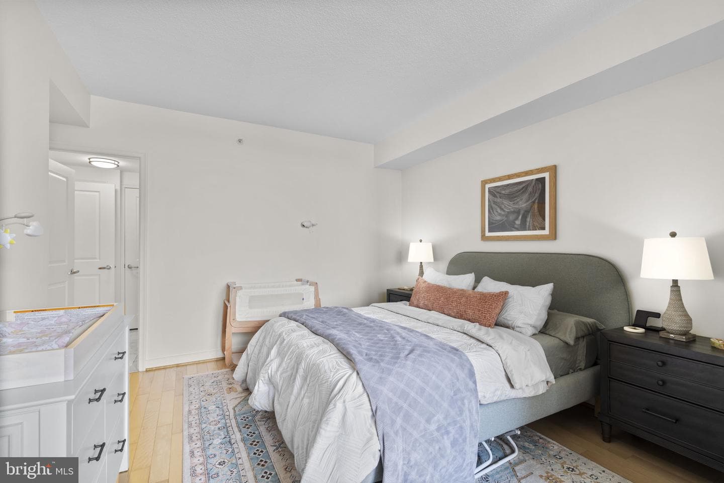555 Massachusetts Avenue NW #616 photo 18