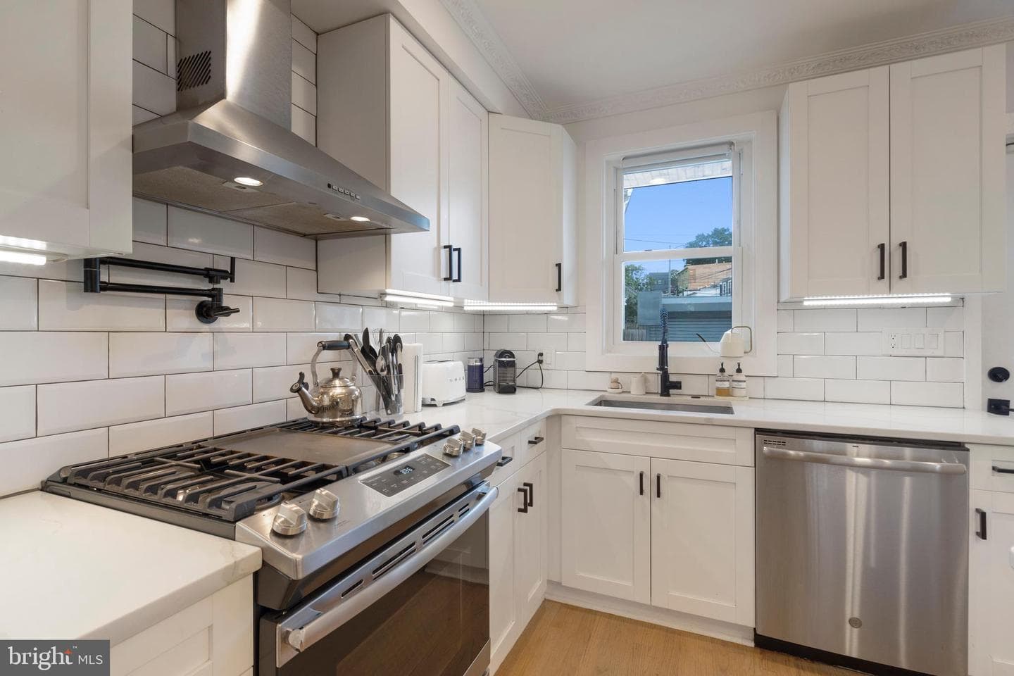1427 West Virginia Avenue NE #1 photo 6