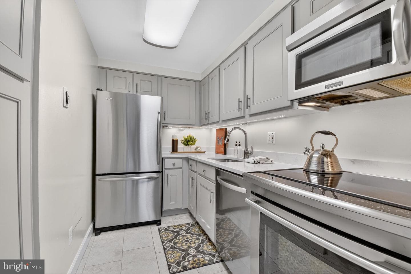 3225 Grace Street NW #101 photo 11
