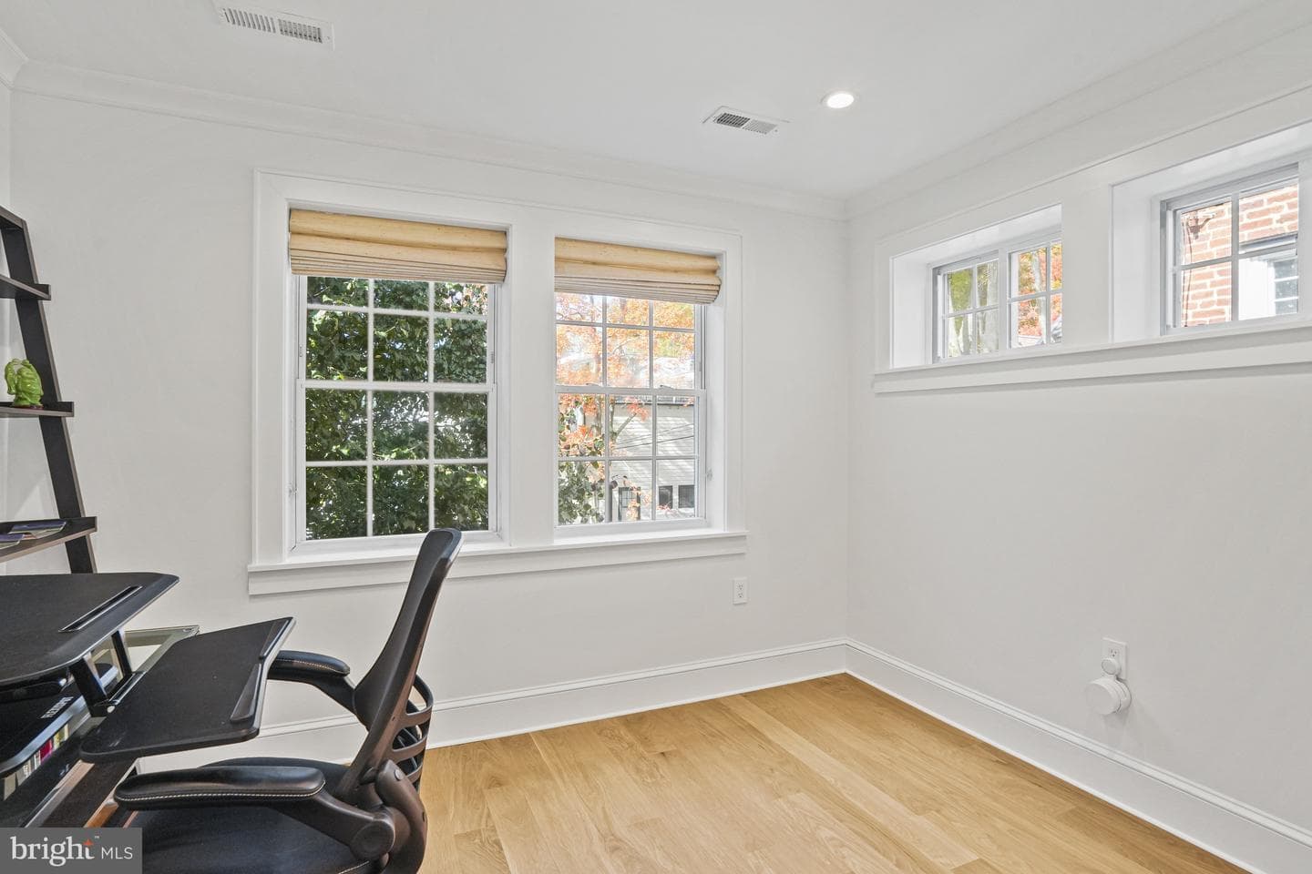 1920 35th Street NW photo 28