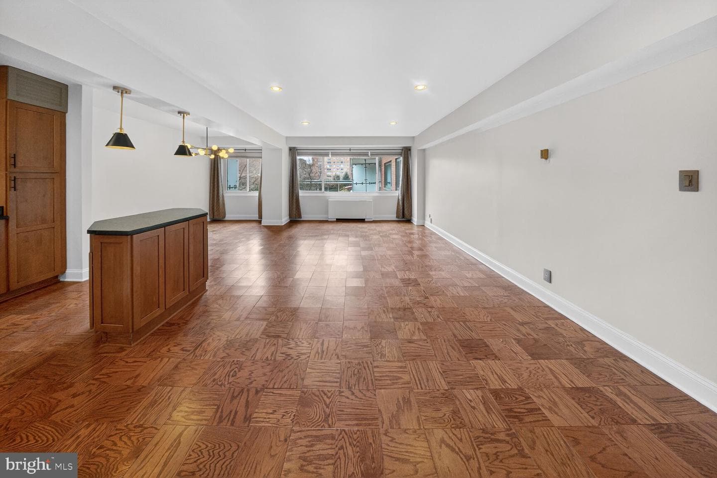 4201 Cathedral Avenue NW #222w photo 4