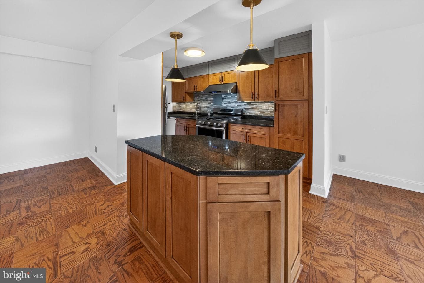 4201 Cathedral Avenue NW #222w photo 9