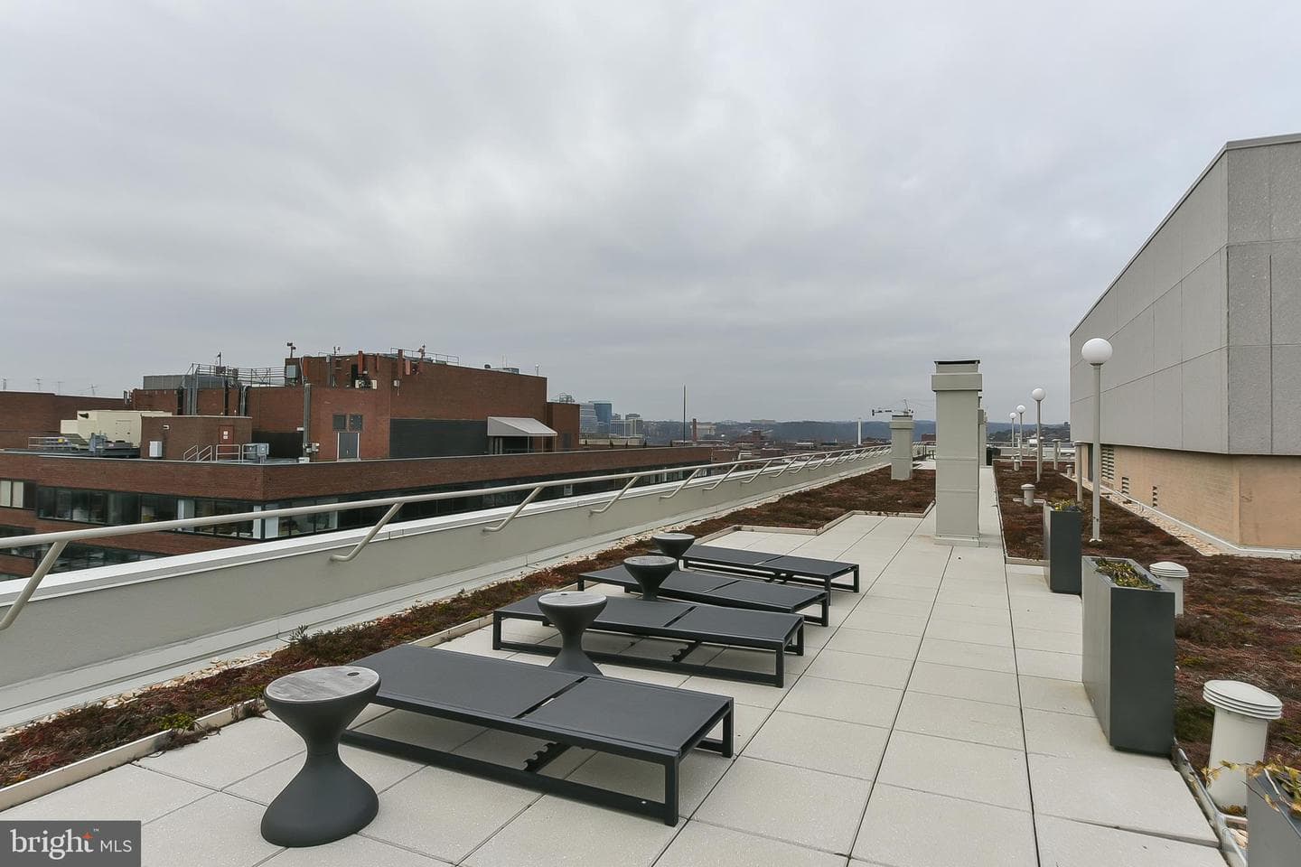 2501 M Street NW #306 photo 36