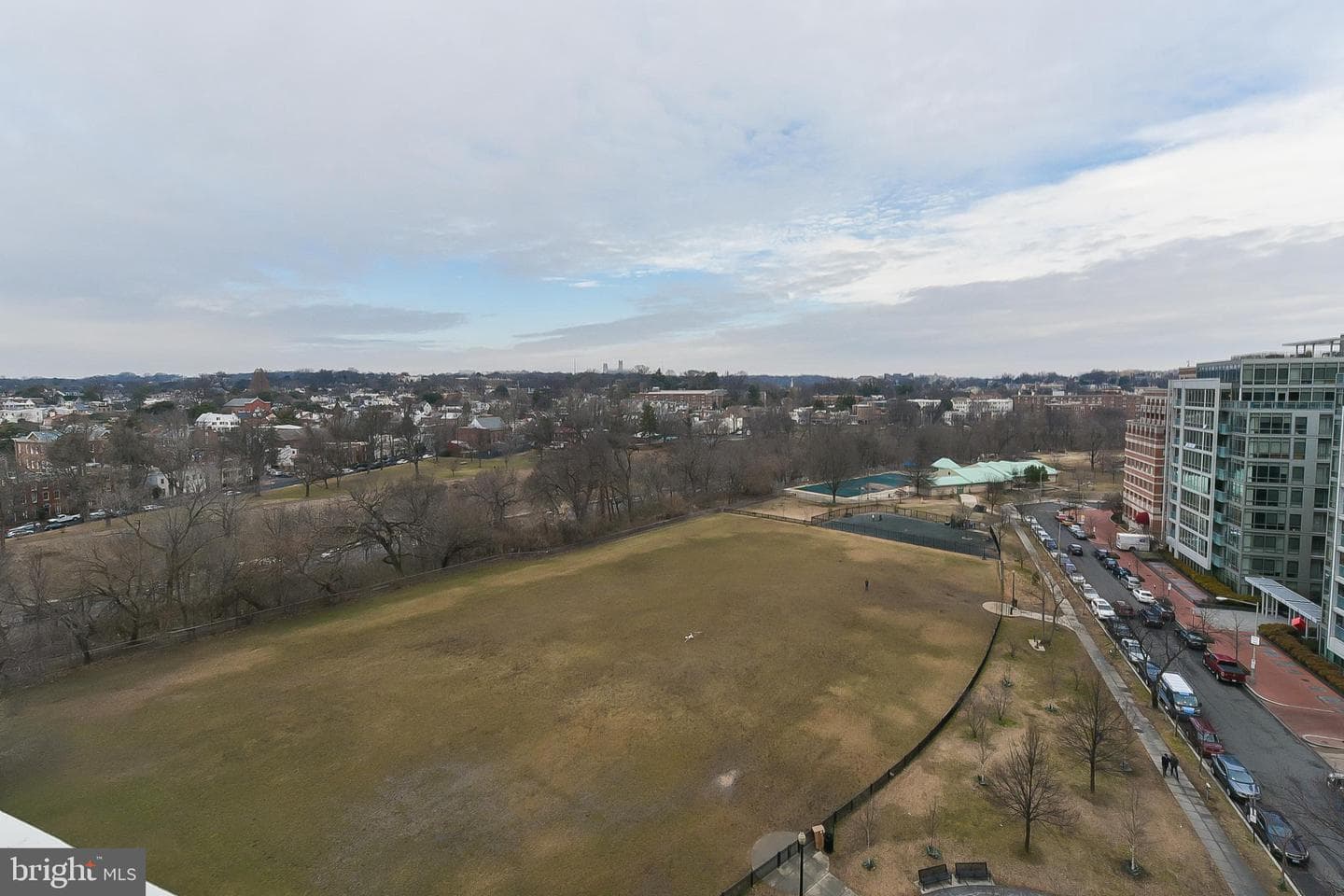 2501 M Street NW #306 photo 37