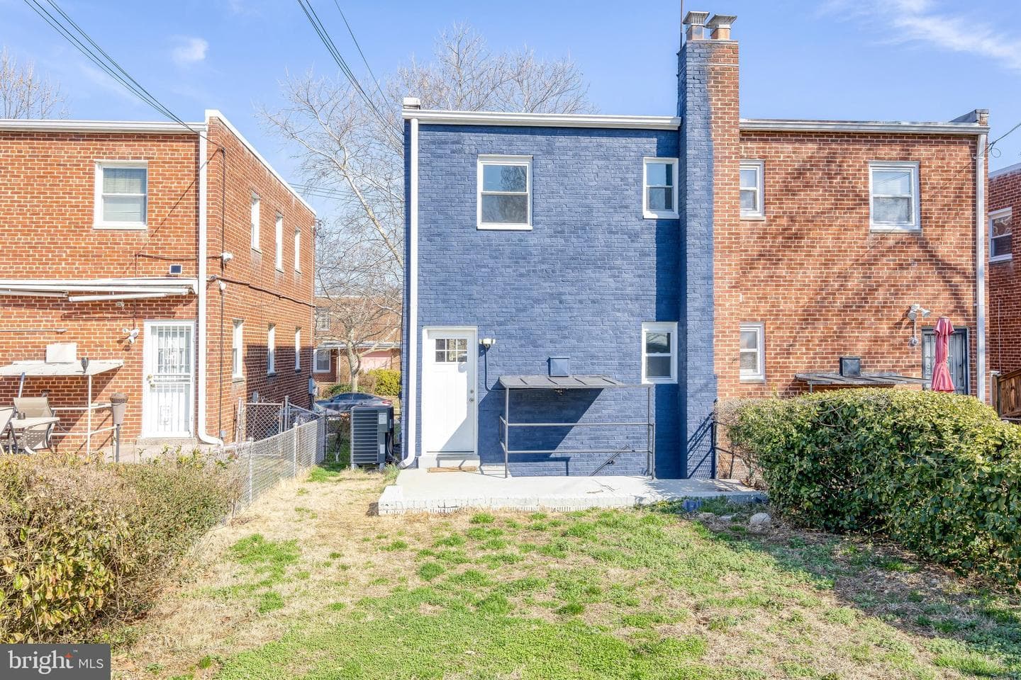 761 Kennedy Street NE photo 29