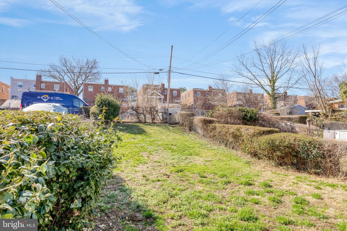 761 Kennedy Street NE photo 32