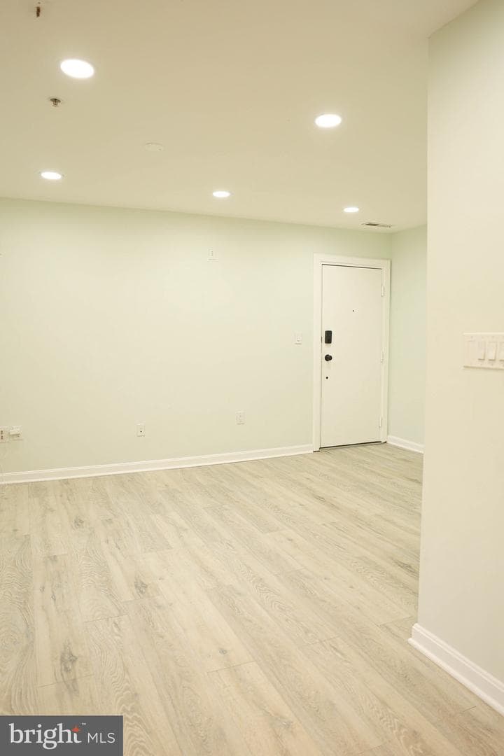 4124 Ames Street NE #13, Washington