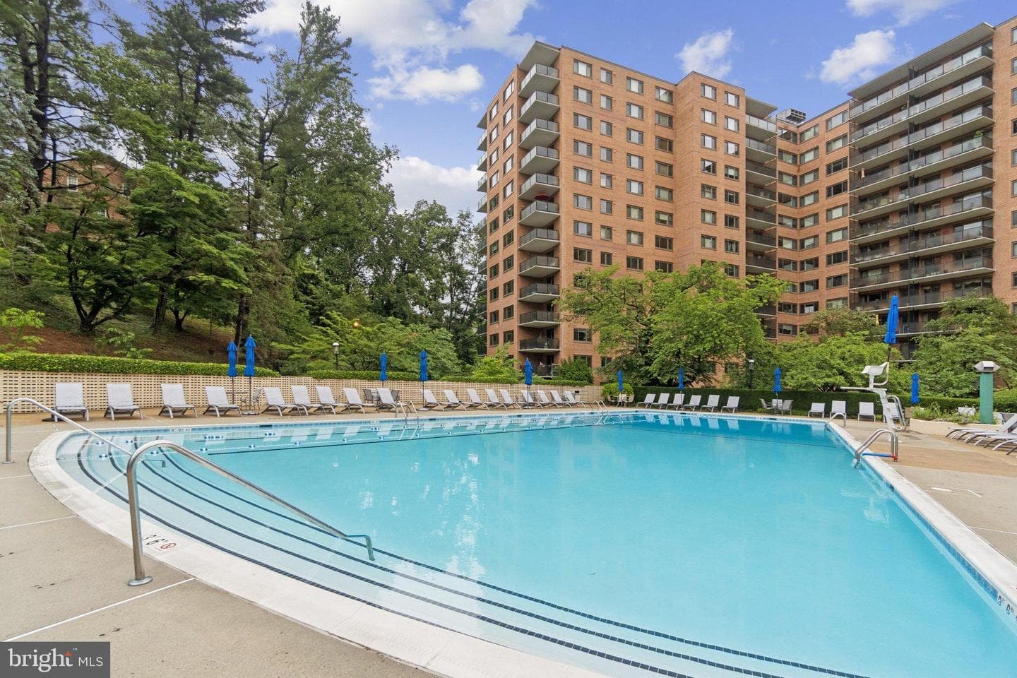 4201 Cathedral Avenue NW #122e photo 30