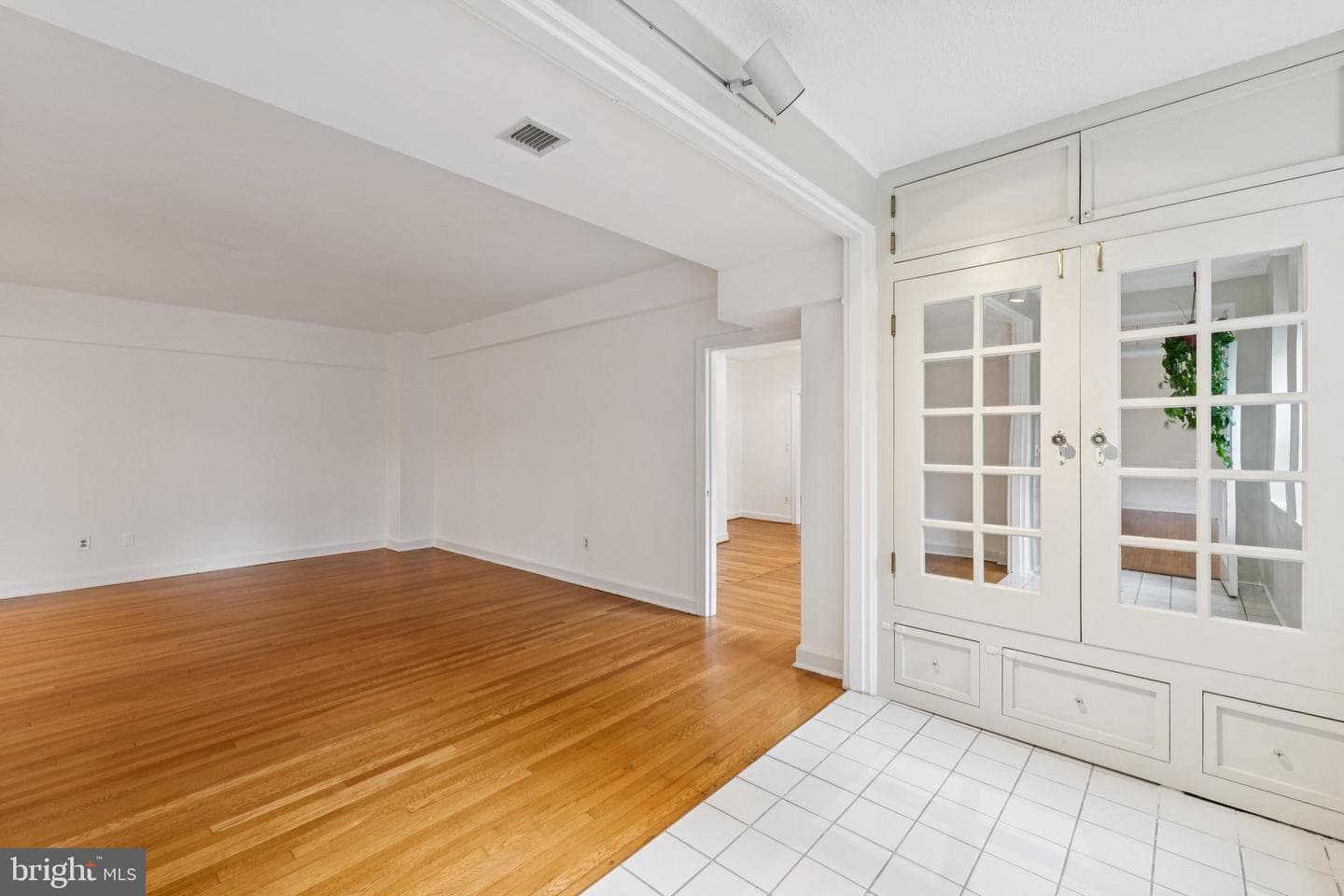 4707 Connecticut Avenue NW ##211 And #213 photo 8