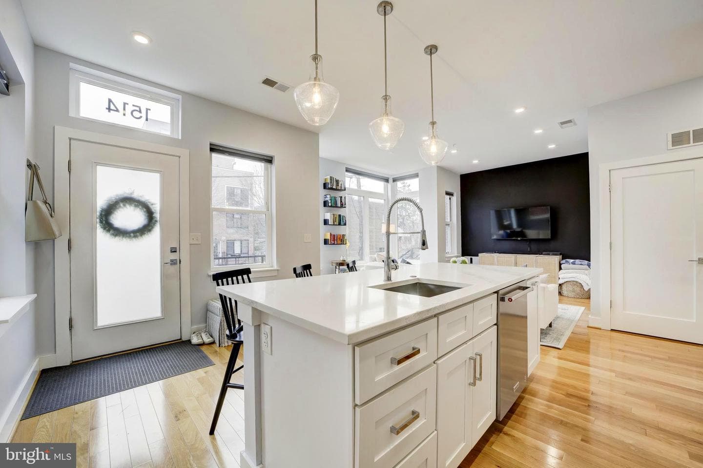 1514 K Street SE #2 photo 3