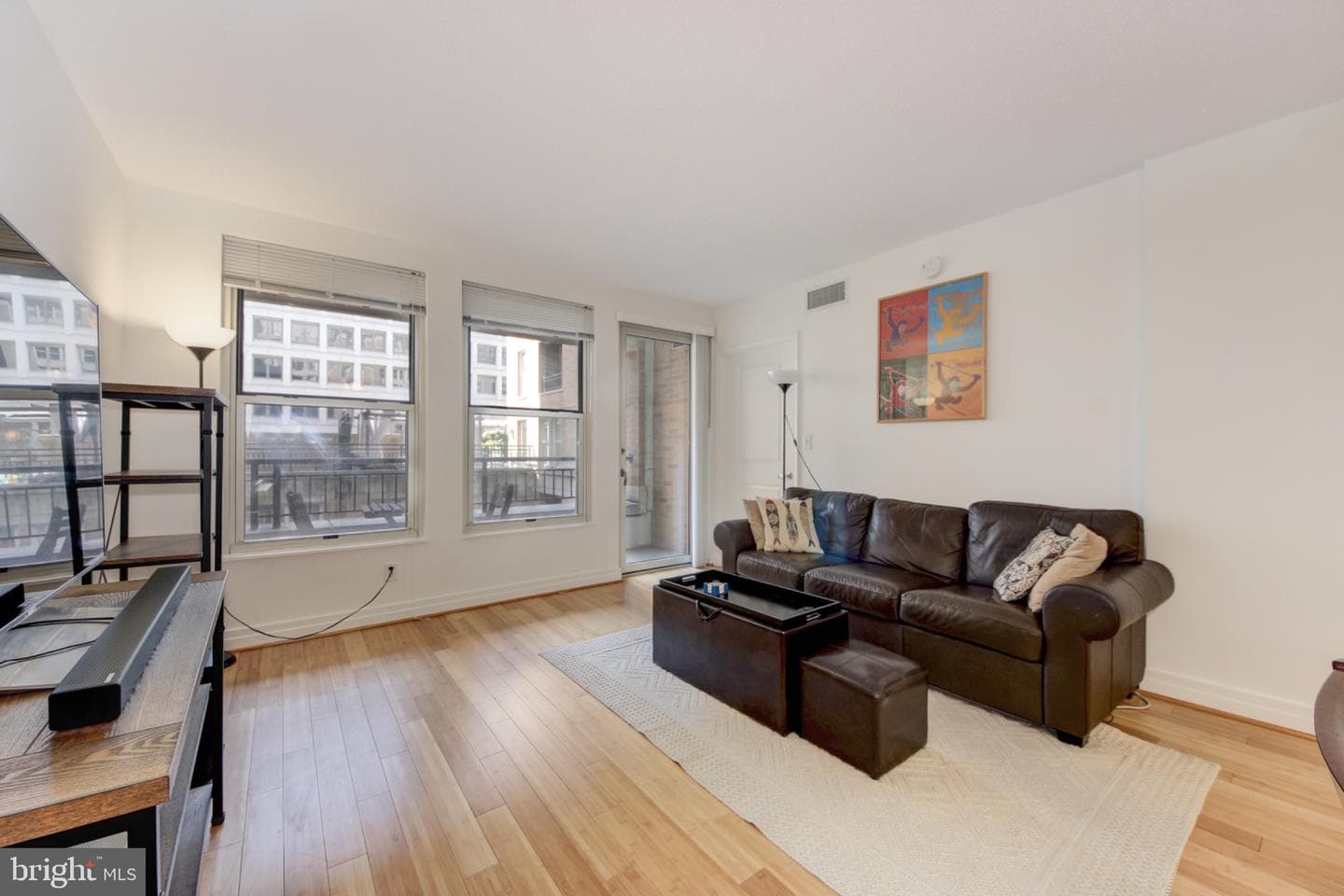 915 E Street NW #505 photo 11