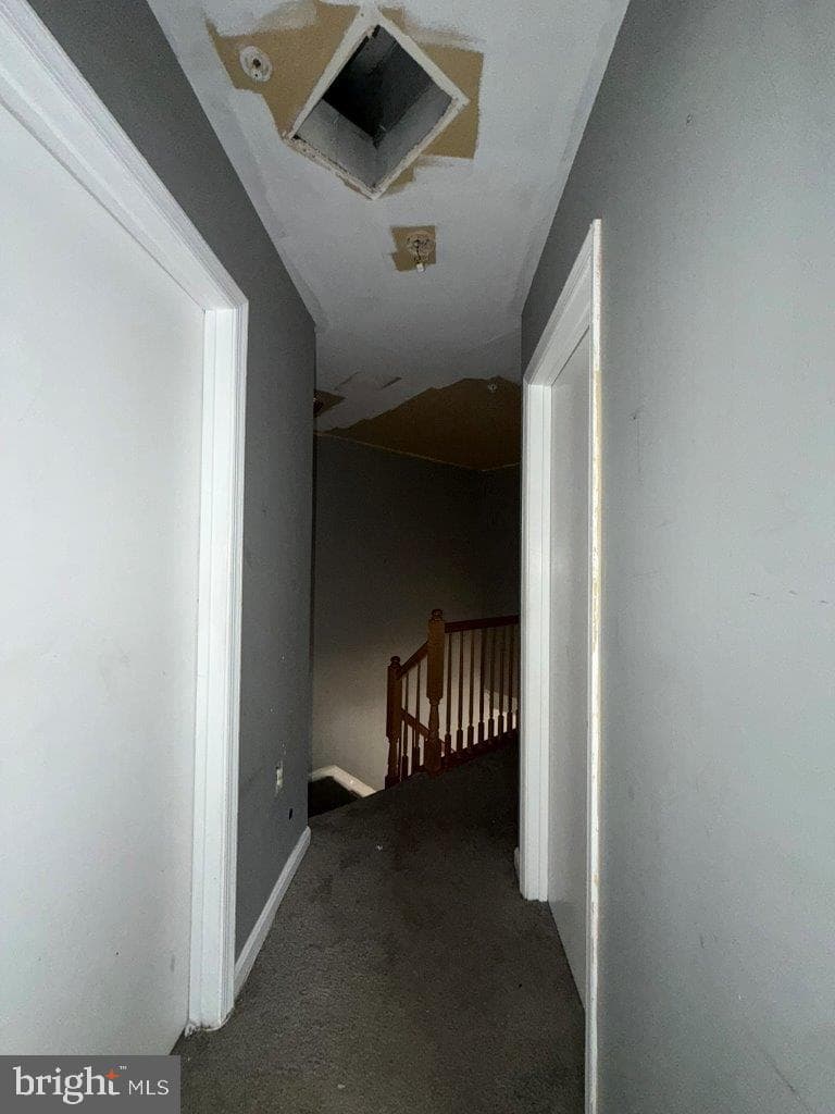 883 Barnaby Street SE photo 27
