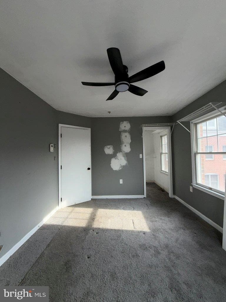 883 Barnaby Street SE photo 29