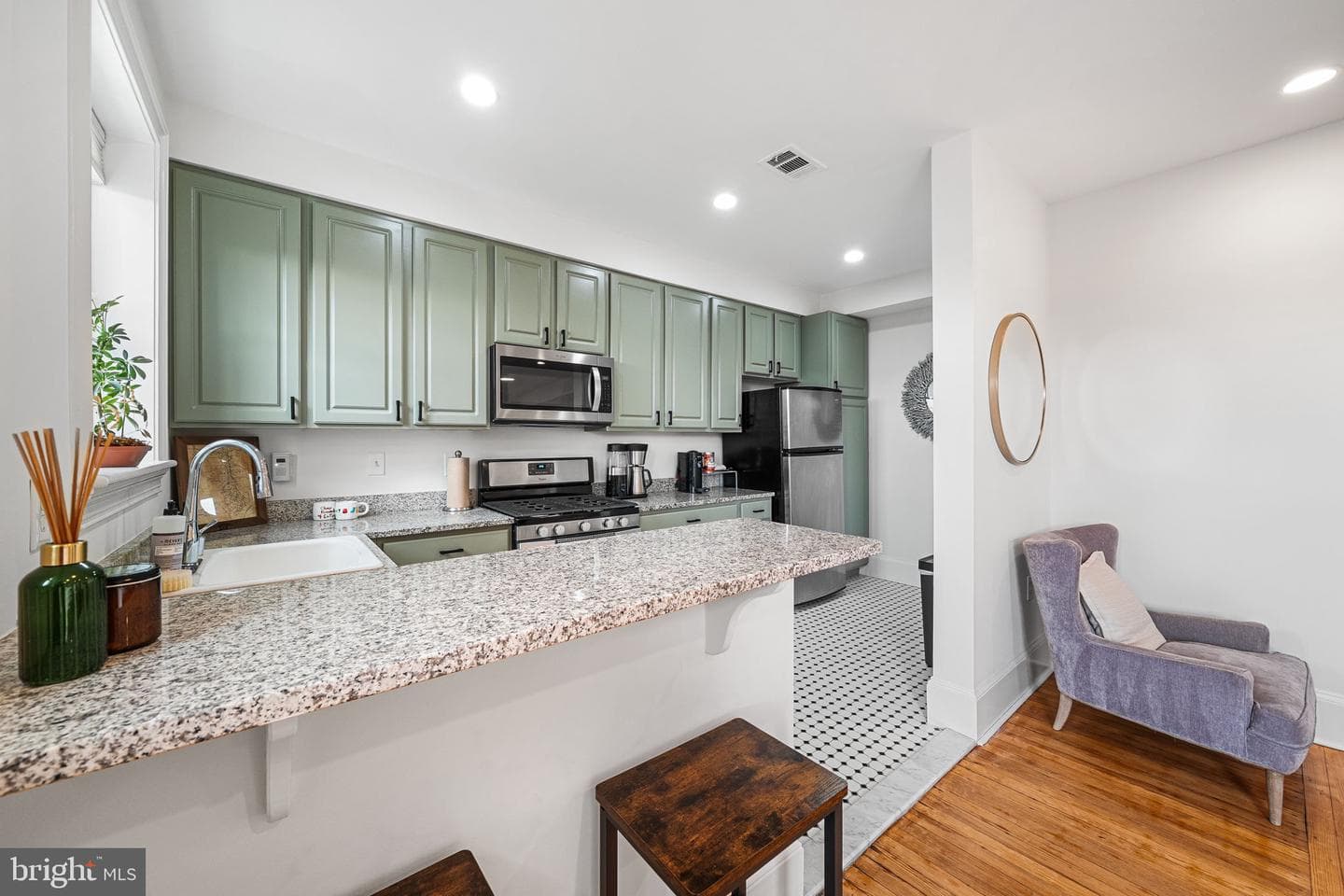 1423 R Street NW #402 photo 13