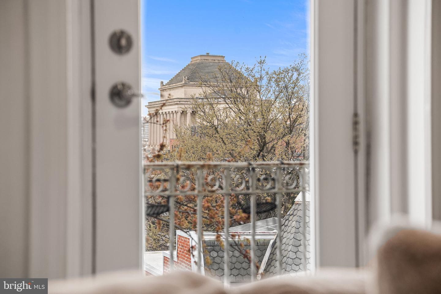 1423 R Street NW #402 photo 8