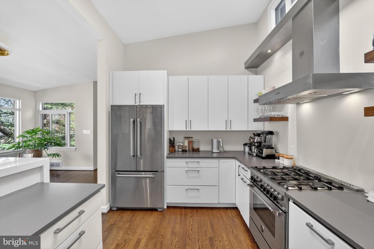3238 Rodman Street NW photo 13
