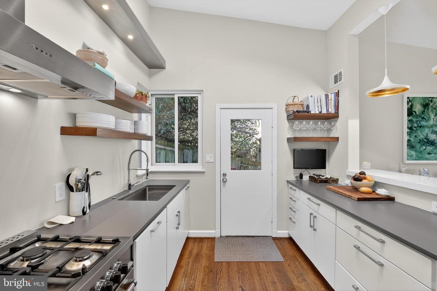 3238 Rodman Street NW photo 14