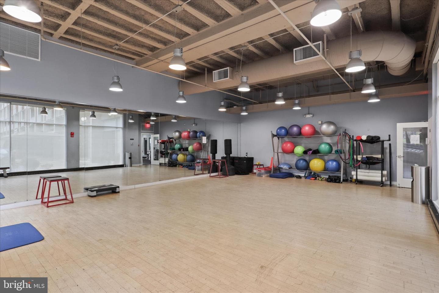 355 I Street SW #310 photo 32