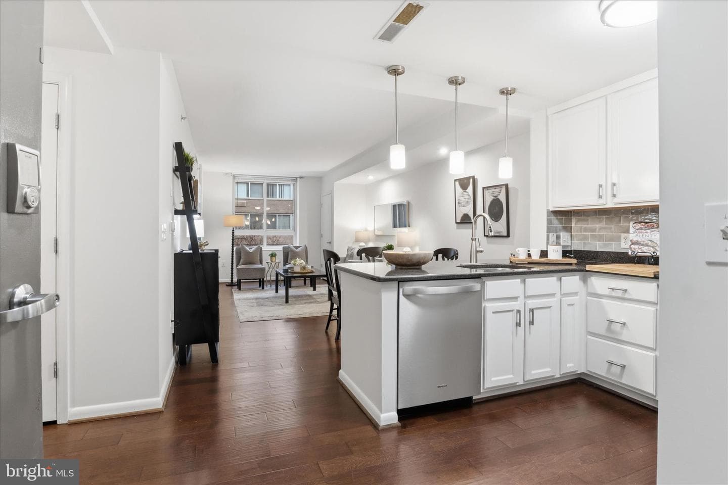 355 I Street SW #310 photo 6