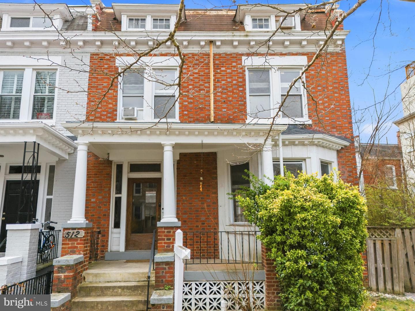 512 Quincy Street NW photo 3