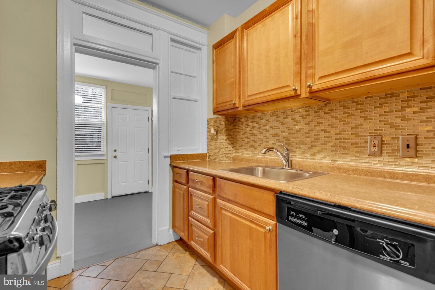 1530 Spring Place NW photo 17