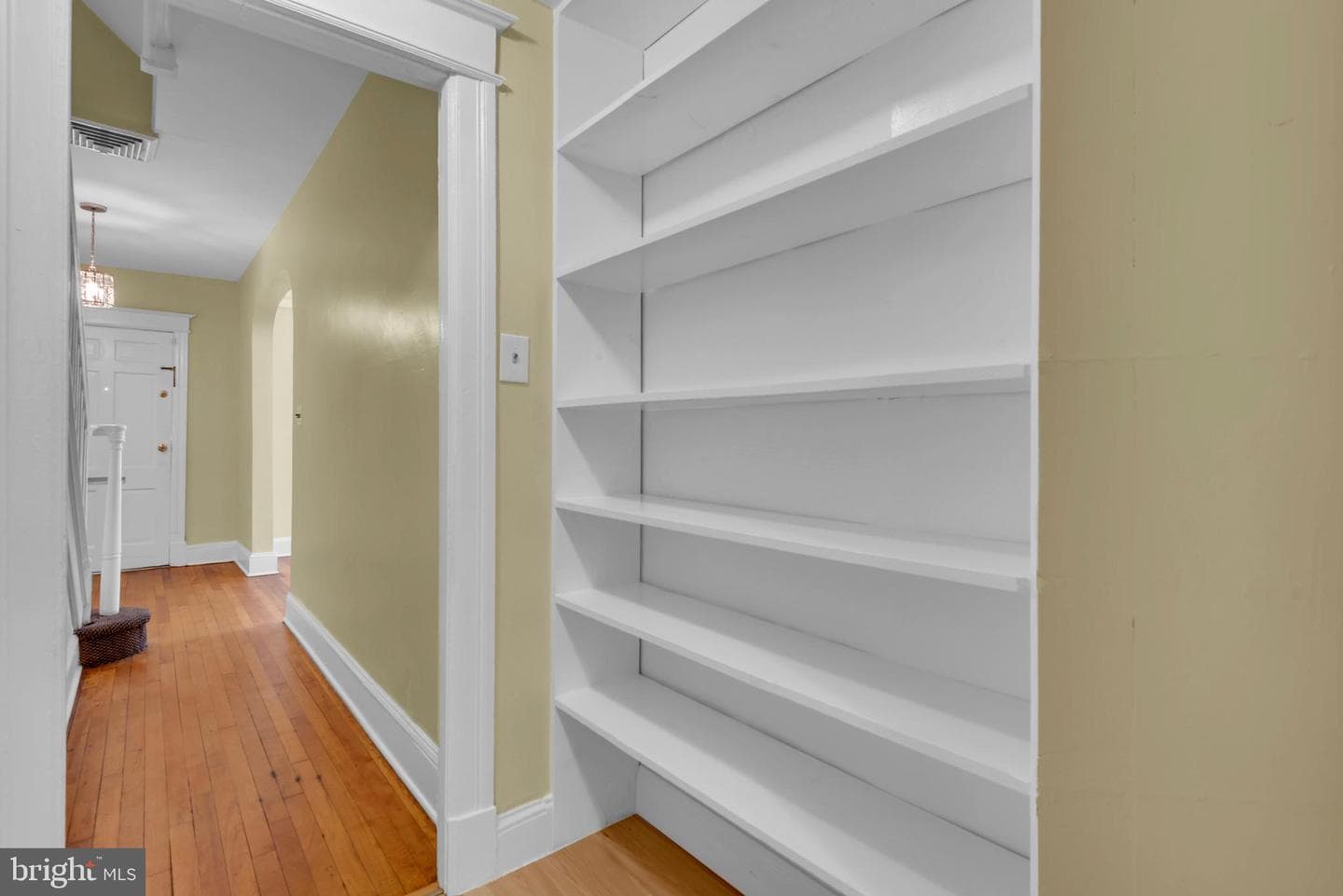 1530 Spring Place NW photo 9
