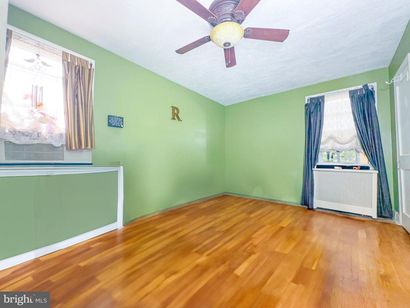 408 44th Street NE photo 5