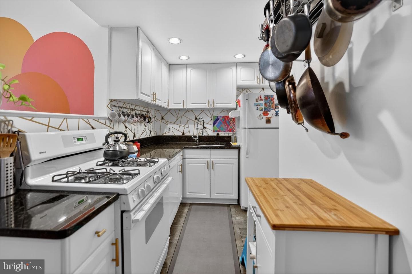 1 Scott Circle NW #106 photo 7