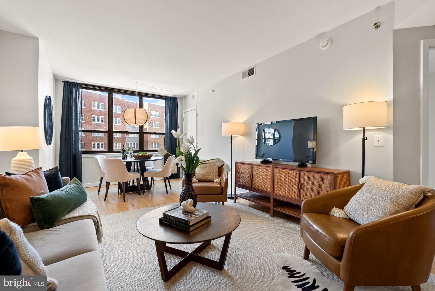 3883 Connecticut Avenue NW #303 photo 12