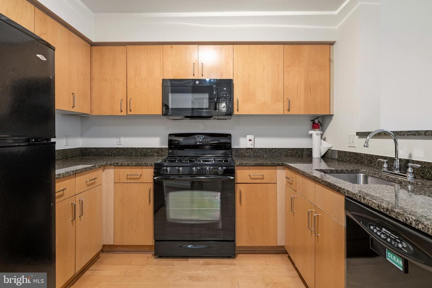 1000 New Jersey Avenue SE #908 photo 8