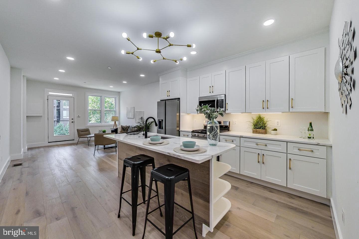 1626 K Street NE #a photo 1