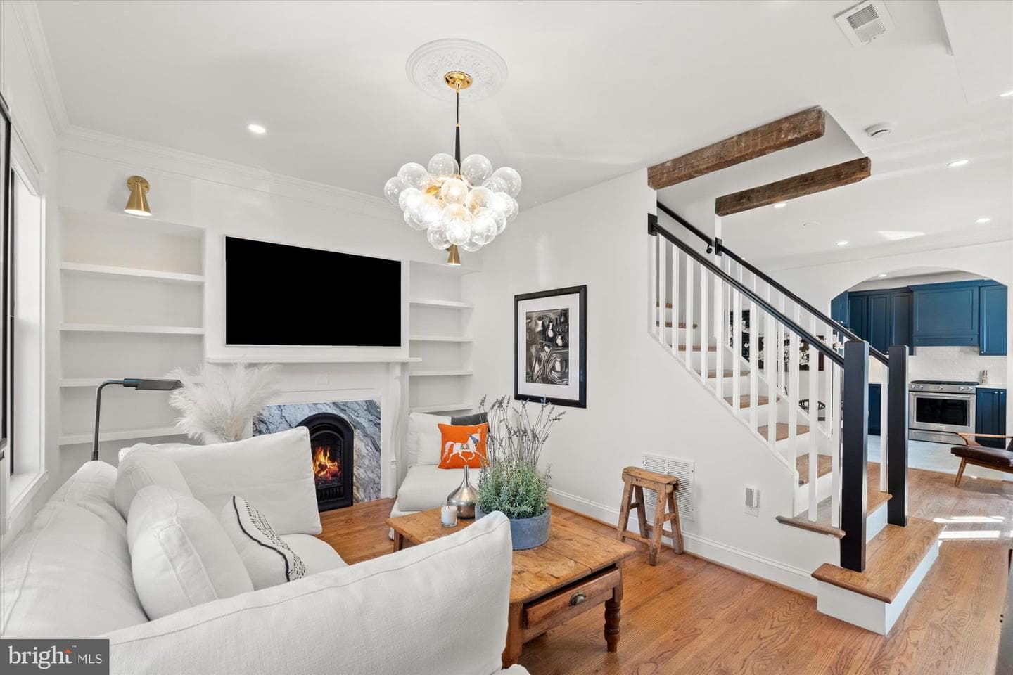 629 Pickford Place NE photo 1