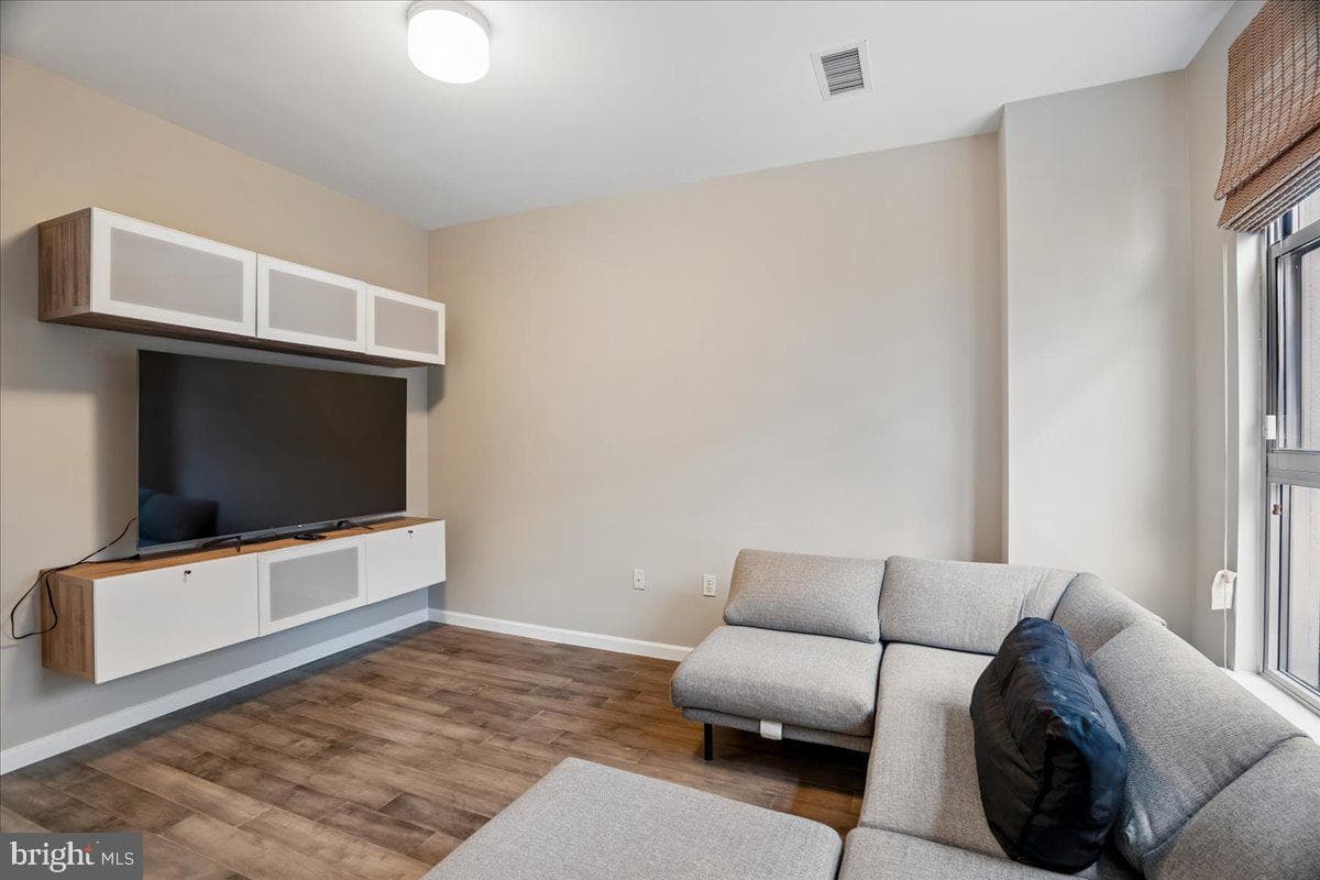 343 Cedar Street NW #111 photo 24