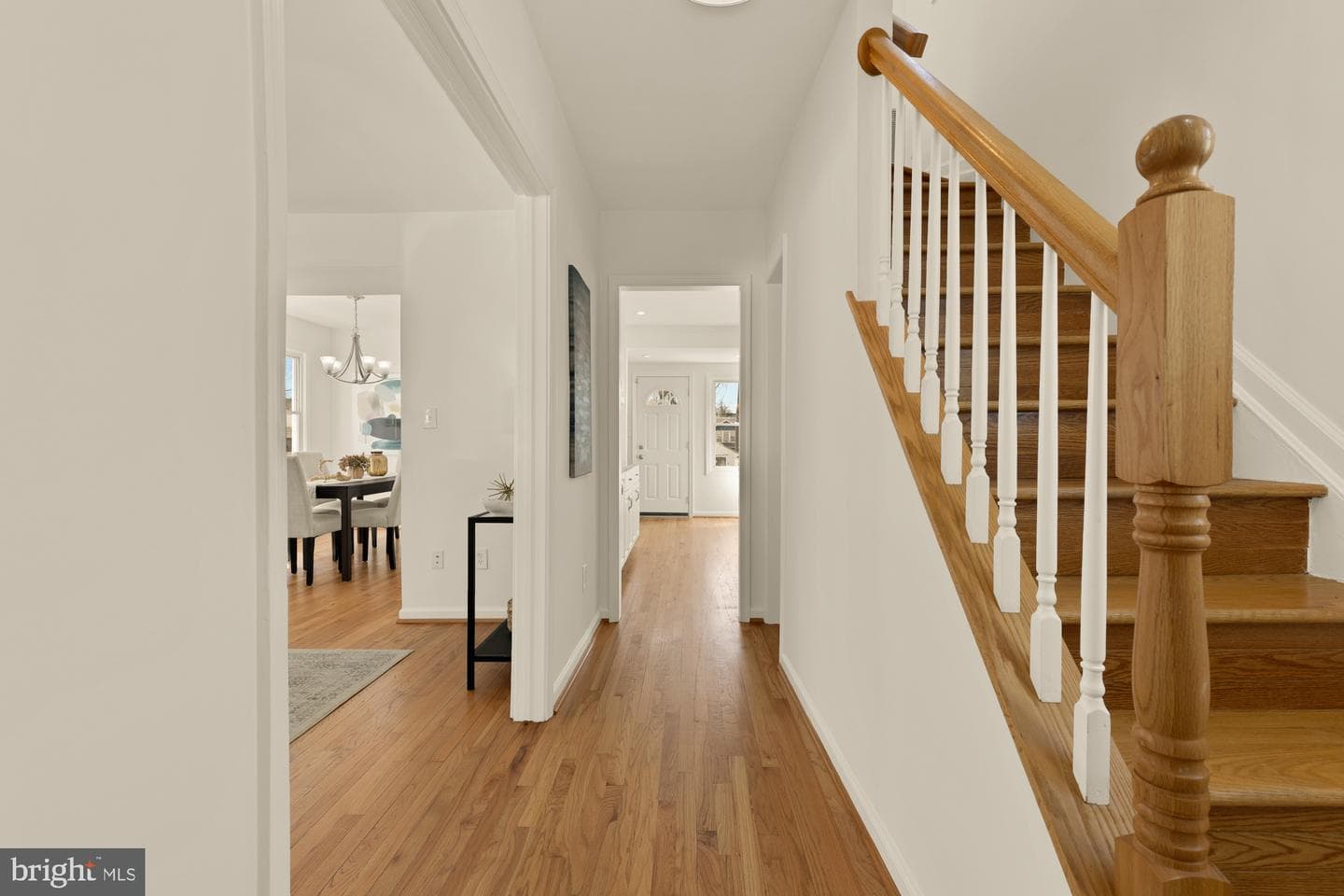 2425 Perry Street NE photo 3