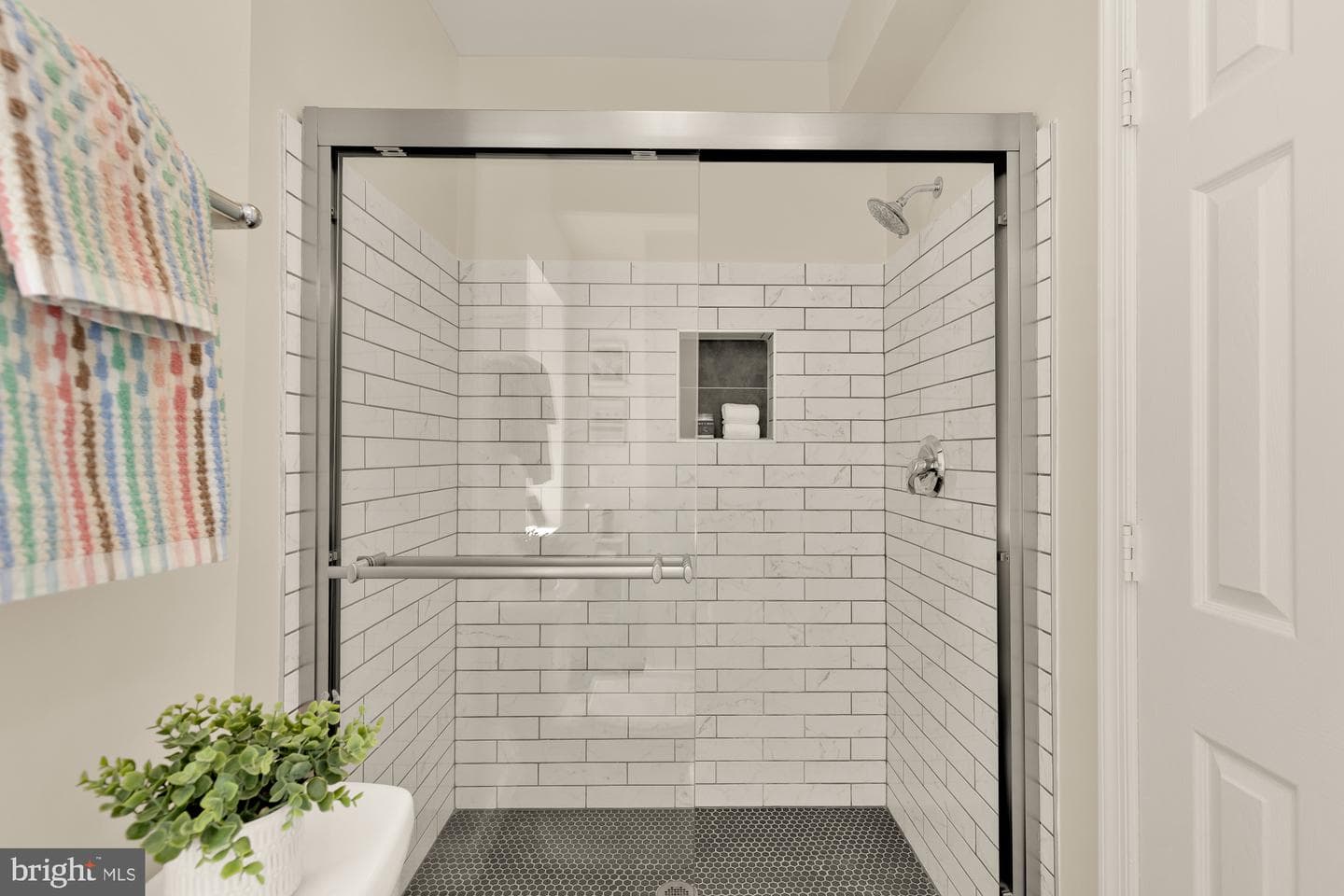 1248 Girard Street NW photo 25