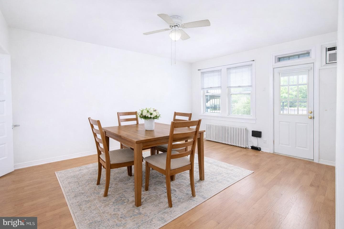 1105 Morse Street NE photo 11