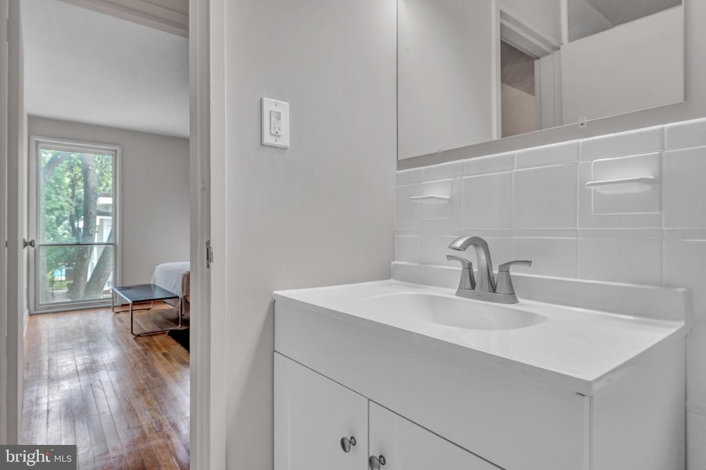 164 G Street SW #144 photo 32
