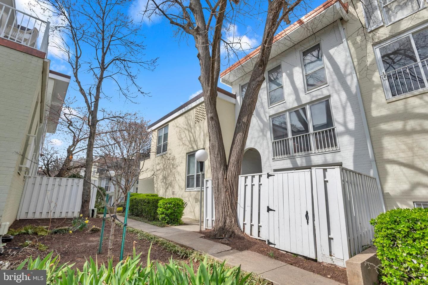164 G Street SW #144 photo 39
