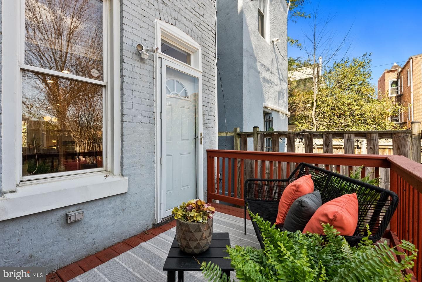 633 12th Street NE photo 32