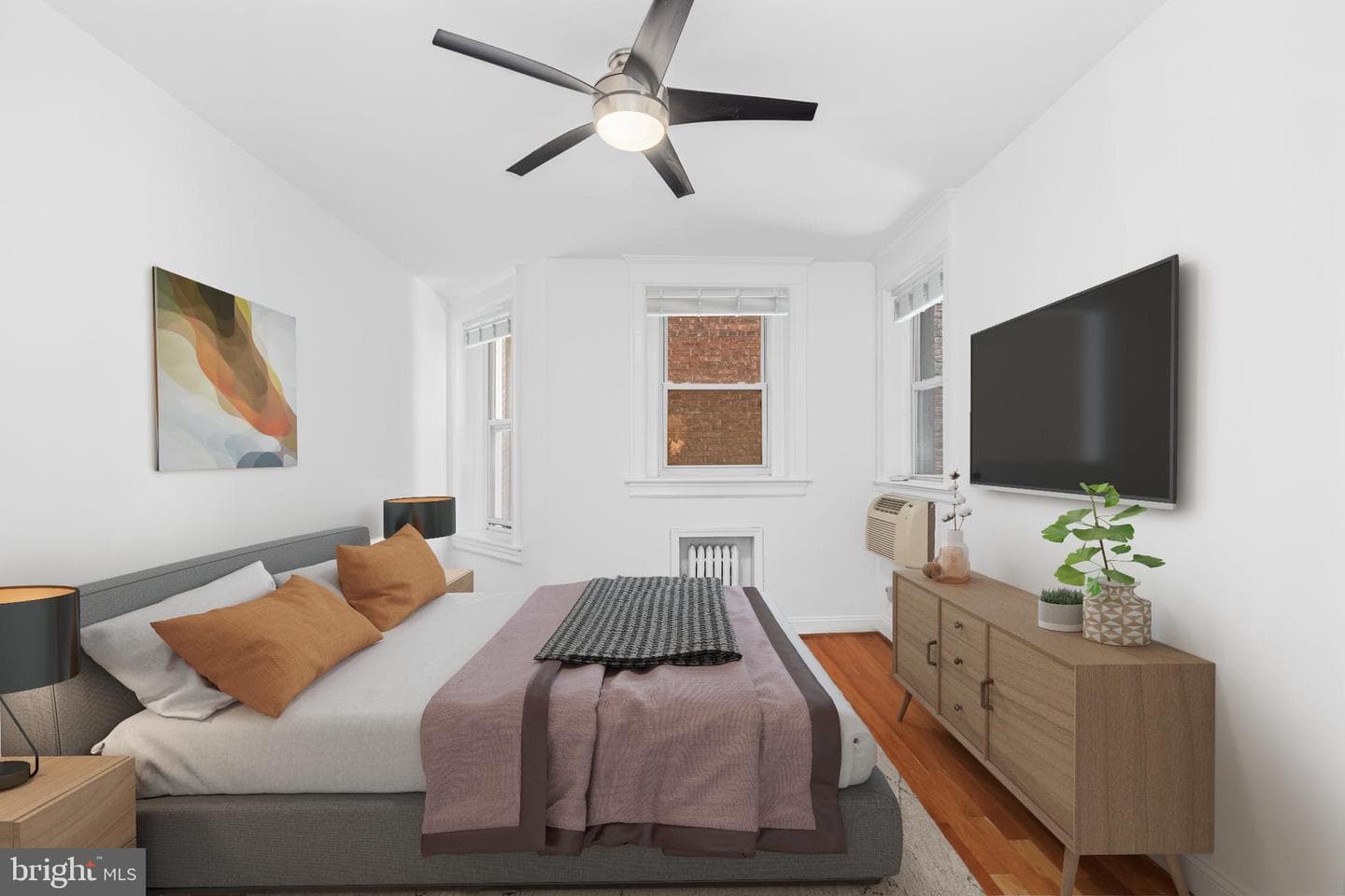 1855 Calvert Street NW #102 photo 8